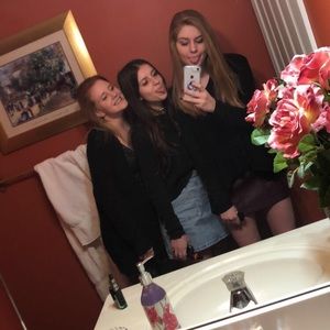 Meet your Posher, Carmella